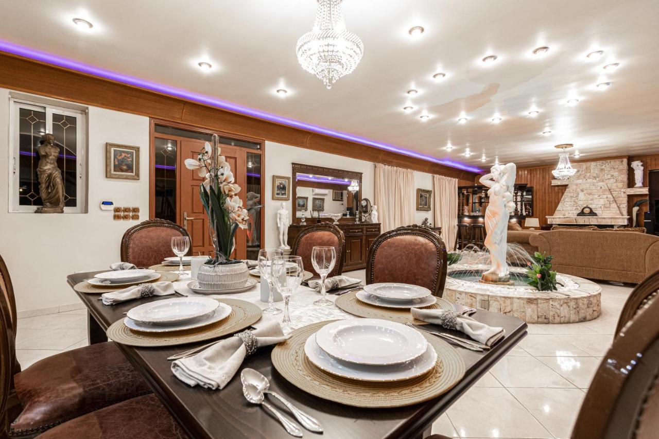 Galadriel Villa With Private Pool & Jacuzzi Κάτω Γερακάρι Εξωτερικό φωτογραφία